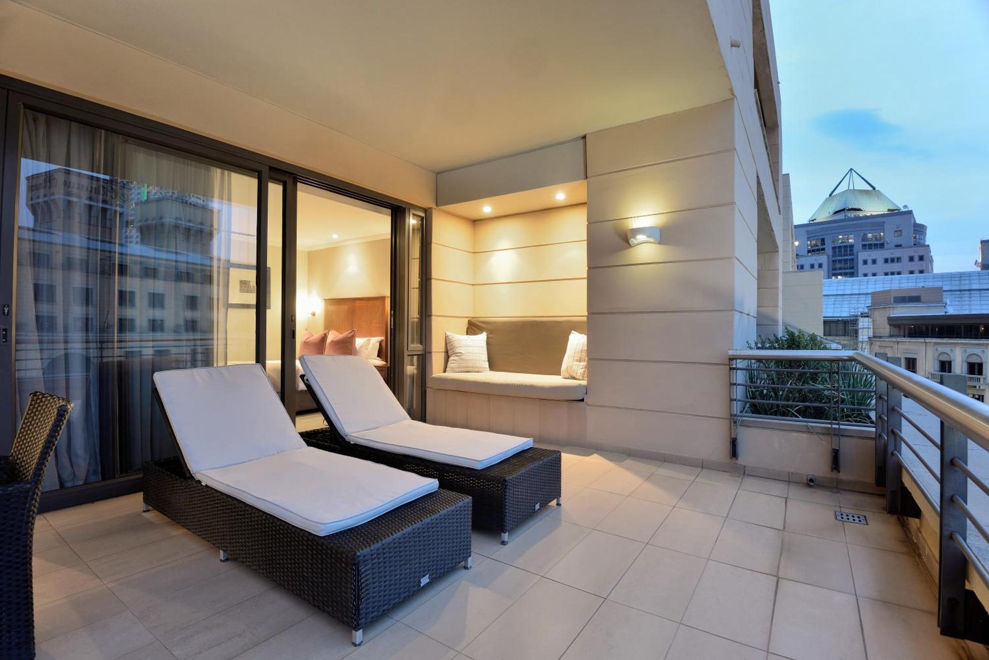Raphael Suites Johannesburg Exteriör bild